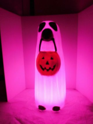 Dog As Ghost Blow Mold Changing Colors 24 Inch Holiday Home Pan Asian Halloween