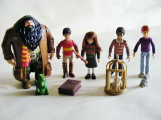 Harry Potter Bundle Of Figures & Accessories Philosophers Stone -