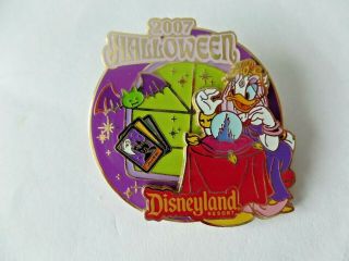 Dlr Pin - Halloween 2007 - Daisy Duck As Madam Leota (artist Proof) Rare