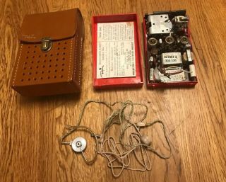 Vintage Regency Transistor Radio Model Tr - 4 W/ Case & Ear Piece Parts