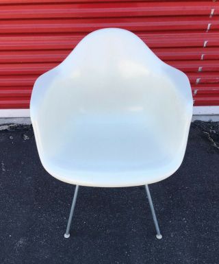 Vintage Herman Miller Eames Fiberglass Shell Arm Chair,  Bright White Color -