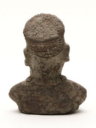 ANTIQUE/VINTAGE AFRICAN CARVED CLAY BUST OF MAN EARLY 20 C. 3