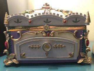 Rare Disney’s Sleeping Beauty Music Box Aurora (overwound).
