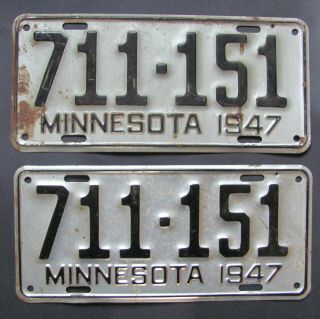 1947 Minnesota Car License Plates Pair