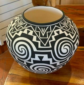 Acoma Pueblo Pottery By Katherine Victorino Handcoiled - Tularusa Design - Large