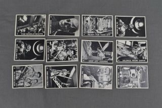Vtg Lost In Space 55 Trading Cards Complete Set 1966 Sci - Fi Tv Robinson Family