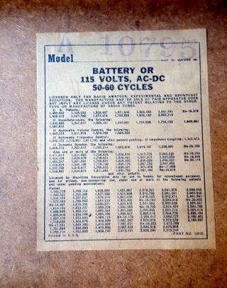 Knight Portable AM/Shortwave AC/ Battery Tube Radio - Early 1940 ' s 8