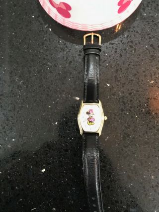 Disney Minnie Mouse Watch In a Birthday Cake Case With a Collecters Pin 4