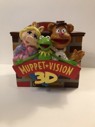 2003 Disney Parks Muppet Vision 3d 7 " H Vinyl Bank Featuring Kermit Miss Piggy