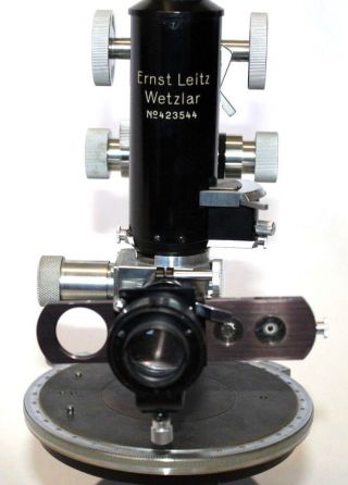 E.  Leitz Wetzlar (Leica) Black Mini Petrographic Microscope,  Please Read: 3