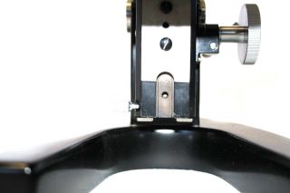 E.  Leitz Wetzlar (Leica) Black Mini Petrographic Microscope,  Please Read: 4