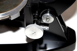 E.  Leitz Wetzlar (Leica) Black Mini Petrographic Microscope,  Please Read: 7