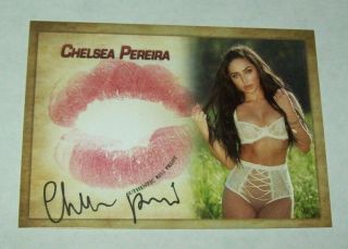 2019 Collectors Expo Playboy Model Chelsea Pereira Autographed Kiss Print Card