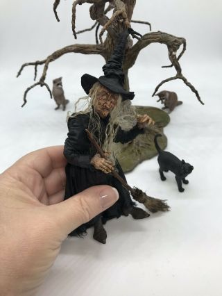 Miniature Artisan Gundren Kolenda Witch w/broom & Black Cat 3