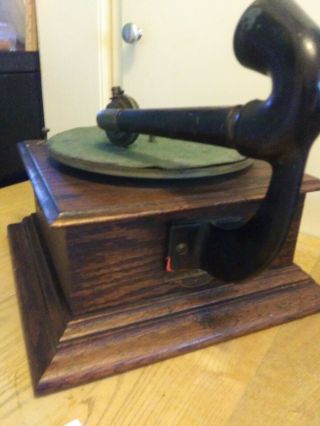 Antique Zon - O - Phone Talking Machine W/ Crank By Universal Talking Machine N.  Y. 6