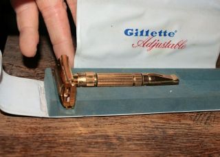 Vintage Rare Gold Gillette Adjustable Safety Razor F - 4 Model With Case Shaving