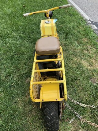 1960 Cushman Trailster Motor Scooter 10