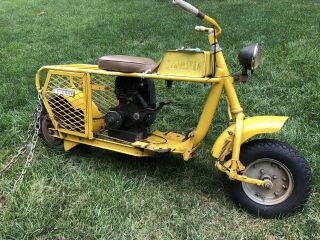 1960 Cushman Trailster Motor Scooter 3