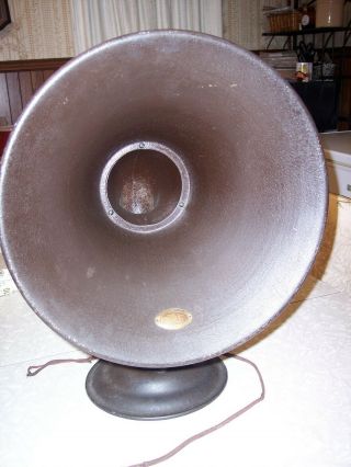 1927 Antique Atwater Kent Model 33 Tube Radio,  Horn Speaker and Headphones 2