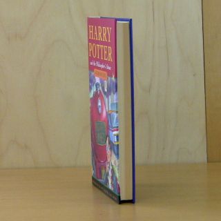 Harry Potter Philosopher ' s Stone 1st Edition 16th Print Bloomsbury Hardback Book 2
