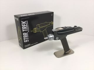 Star Trek The Series Phaser Remote Control By The Wand Company