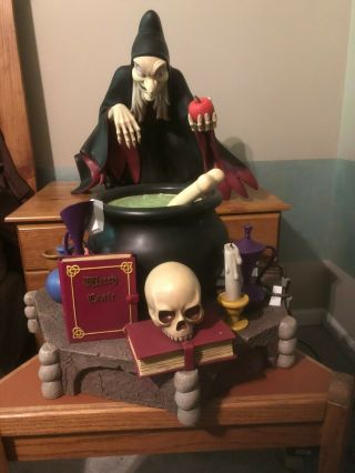 Disney Big Fig Evil Witch Hag With Cauldron From Snow White