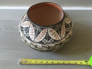 Large Vintage Native Olla Pottery Jar Polychrome & Fine Line - Laguna Pueblo 11