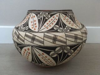 Large Vintage Native Olla Pottery Jar Polychrome & Fine Line - Laguna Pueblo