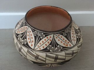 Large Vintage Native Olla Pottery Jar Polychrome & Fine Line - Laguna Pueblo 4