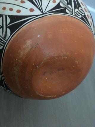 Large Vintage Native Olla Pottery Jar Polychrome & Fine Line - Laguna Pueblo 8