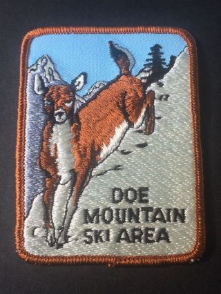 Vintage Souvenir Patch “doe Mountain Ski Area”