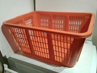 Vintage Rubbermaid Burnt Orange Plastic Laundry Basket 2965 1970 