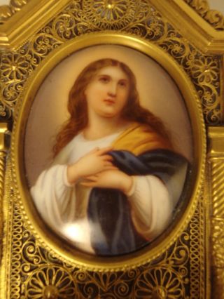 3285 Beauty Enamel Porcelain Medal Virgin Holy Water Font Maria Spain 1880