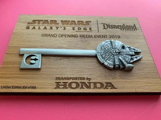 Disneyland Star Wars Galaxy’s Edge Media Day Commemorative Key Very Rare Limited 3