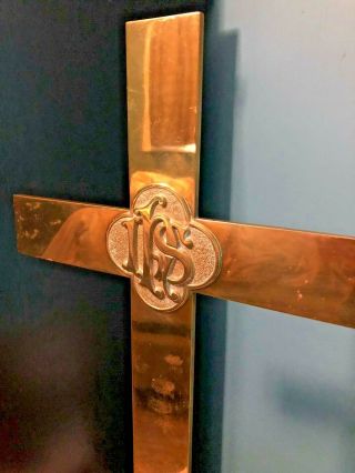 GLORIOUS LARGE ANTIQUE CATHOLIC CHURCH ALTAR GOLD BRASS CROSS W/ IHS BY GORHAM 2