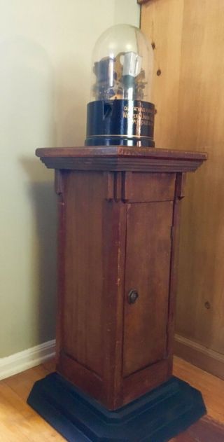 Self Winding Stock Ticker 22a With Globe And Pedestal Very Low Serial Number 48