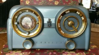 Vintage Crosley Radio.  Dashboard Look.