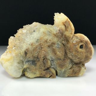 640g Natural Quartz Crystal Cluster Mineral Specimens,  Hand - Carved Rabbits