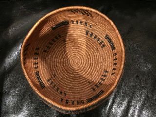 VERY FINE OLD MISSION SOUTHERN CALIFORNIA INDIAN BASKET SUMAC JUNCUS GOOD SIZE 12