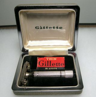 Vintage Gillette Aristocrat Safety Razor In Case 1948 - 1951