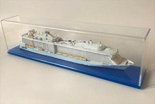 Model In Case Cruise Ship Quantum Of The Seas Ocean Liner 1/1250 Scale Scherbak