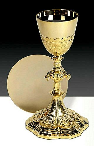 Chalice And Paten Set With Case 10 " H X 7.  5 Oz.  X 5 " Dia Paten 24 Kt Gold Plated