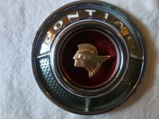 Pontiac Chieftain Vintage Silver Emblem ' PONTIAC ' in white letters 3.  5 inches 6