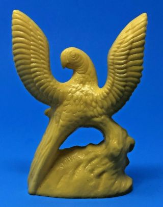 MOLD A RAMA PARROT SILVER SPRINGS FLORIDA IN PALE YELLOW (M9) 2