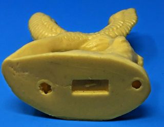 MOLD A RAMA PARROT SILVER SPRINGS FLORIDA IN PALE YELLOW (M9) 3