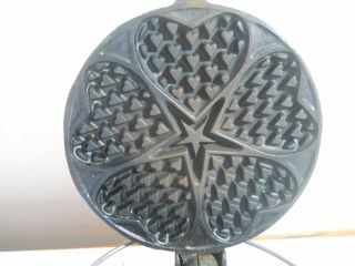ANTIQUE VINTAGE HEART & STAR GRISWOLD CAST IRON WAFFLE IRON MAY 18,  1920 NO.  8 5