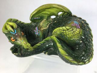 Windstone Edition Green Mother Dragon Pena - Colors
