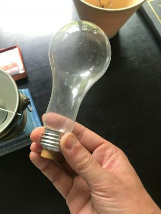 Brilliant Magic Lamp by MAK Magic / U.  F.  Grant - Vintage milk in lightbulb trick 3