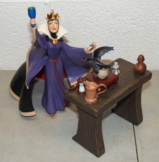 Rare Wdcc Snow White - Evil Queen & Raven " Now Begins Thy Magic Spell "