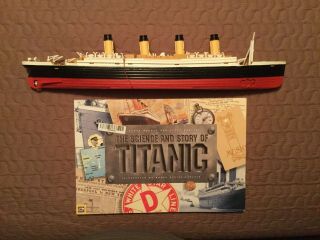 RARE Titanic Submersible Model and Book - RARE 3